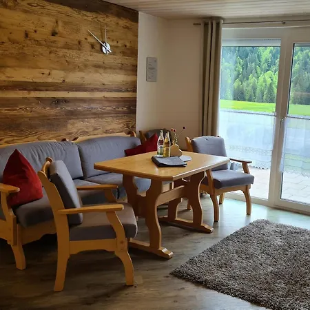 Alpe Berg Apartment *
