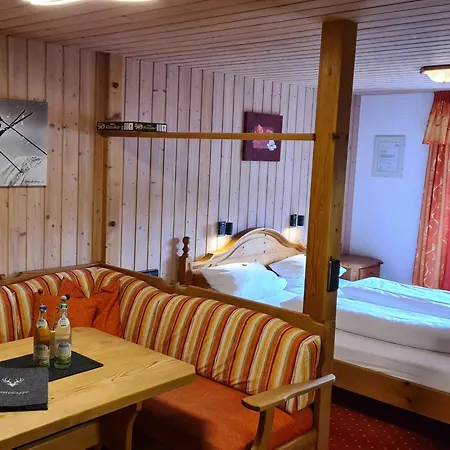 Alpe Berg Apartment *